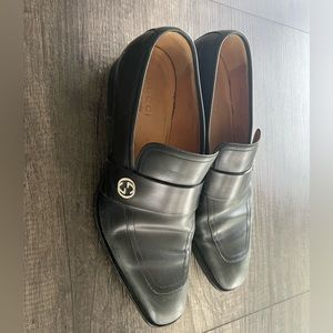 Gucci men’s leather dress shoe